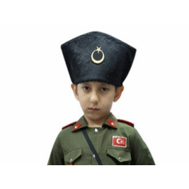 Atatürk Kalpak Çocuk