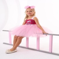 Barbie Kostümü Askılı