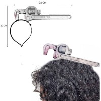 Halloween Kafaya Geçen Kanlı Boru Anahtarı Taç